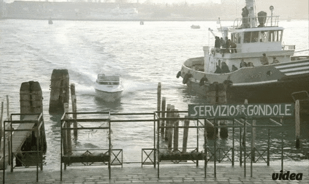 Szabadlábon Velencében (1980)