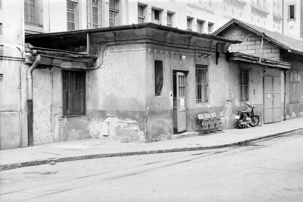1970. A MÁVAG kolónia területén működő mentőállomás. - Fotó: Fortepan /  László Áron