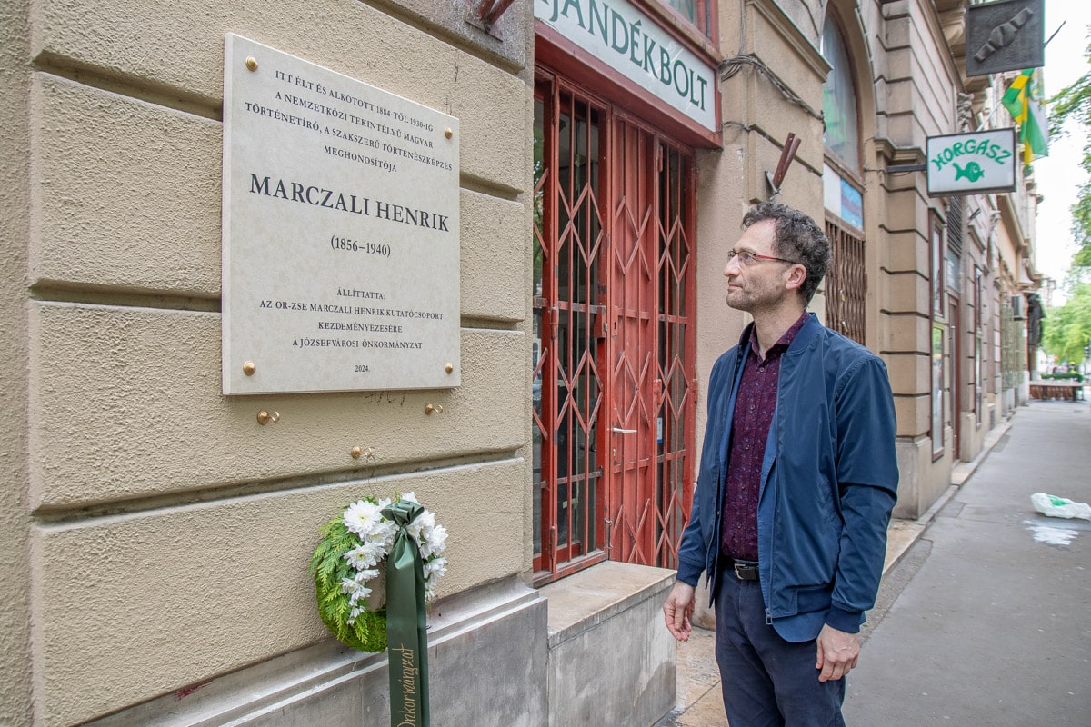 HUSZAR_BOGLARKA