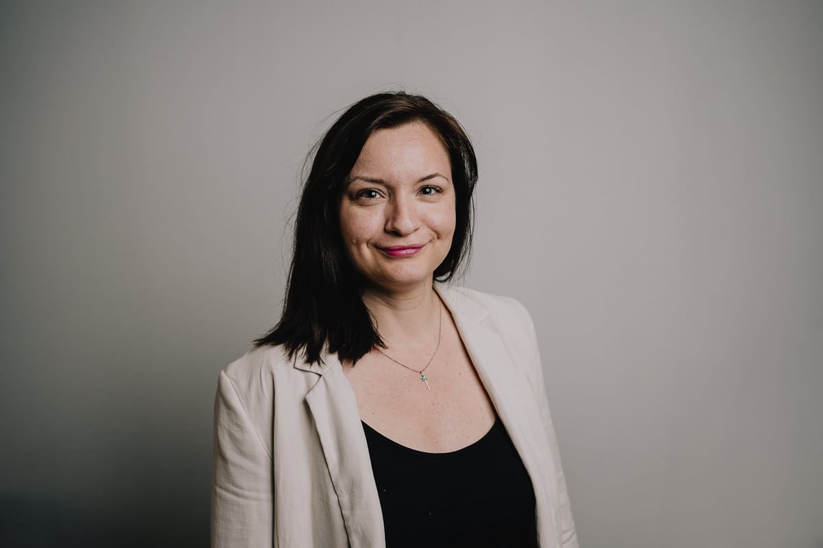 2024. május 29. 8, csajok, satöbbi