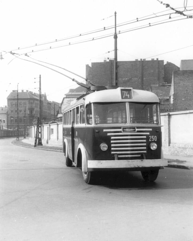 1962 - Csobánc utca a Szeszgyár utca felé nézve.
Fortepan.hu / Farnadi Zsolt