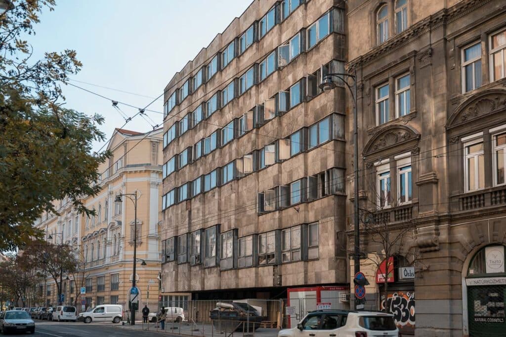 az egykori pártház épülete