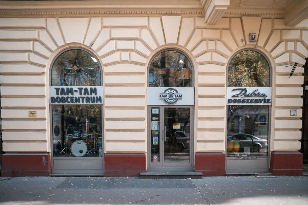 Tam Tam Dobcentrum a József körúton