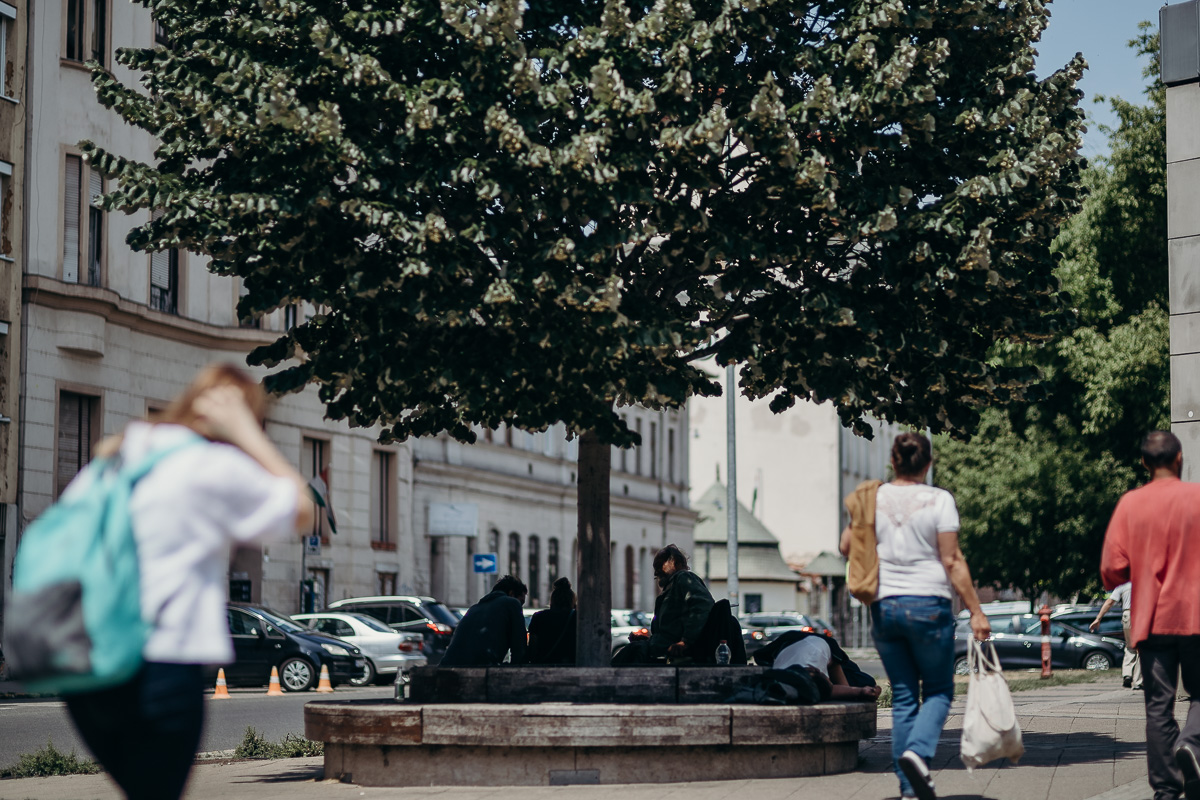 2022. június 8. János Pál pápa téri padok