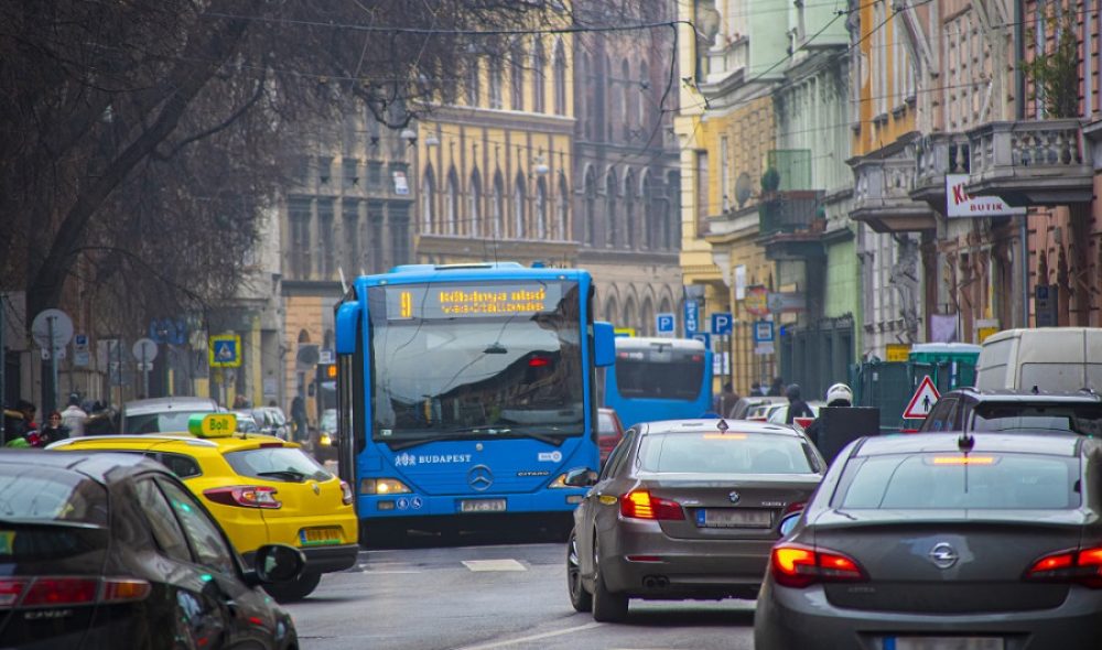 76434_HB-_forgalom_bkk_auto_busz_klimavedelem_1