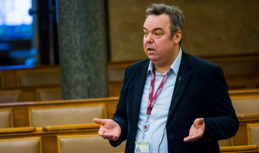 76867_elsimon_1