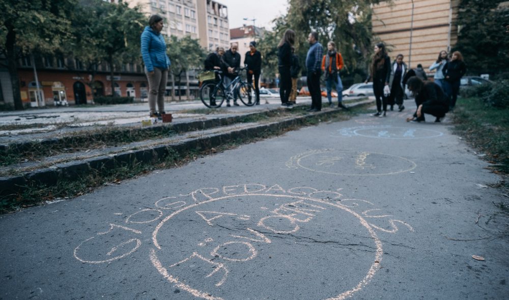 Flashmob a gyogypedagogusokert, az SNI tanulokert, a Barczi Iskolaert az Ulloi uton, Budapesten, 2022. oktober 14-en. Foto: Karancsi-Albert Rudolf / Jozsefvaros Ujsag