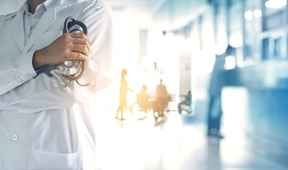 doctor-6701410_1280