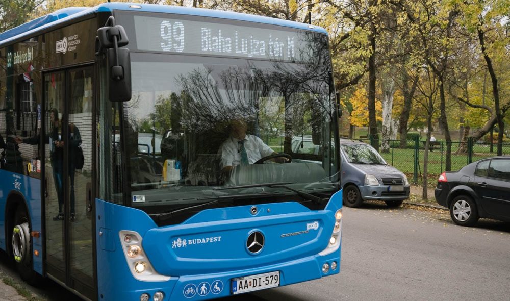 mm_buszbucsu_kis-11